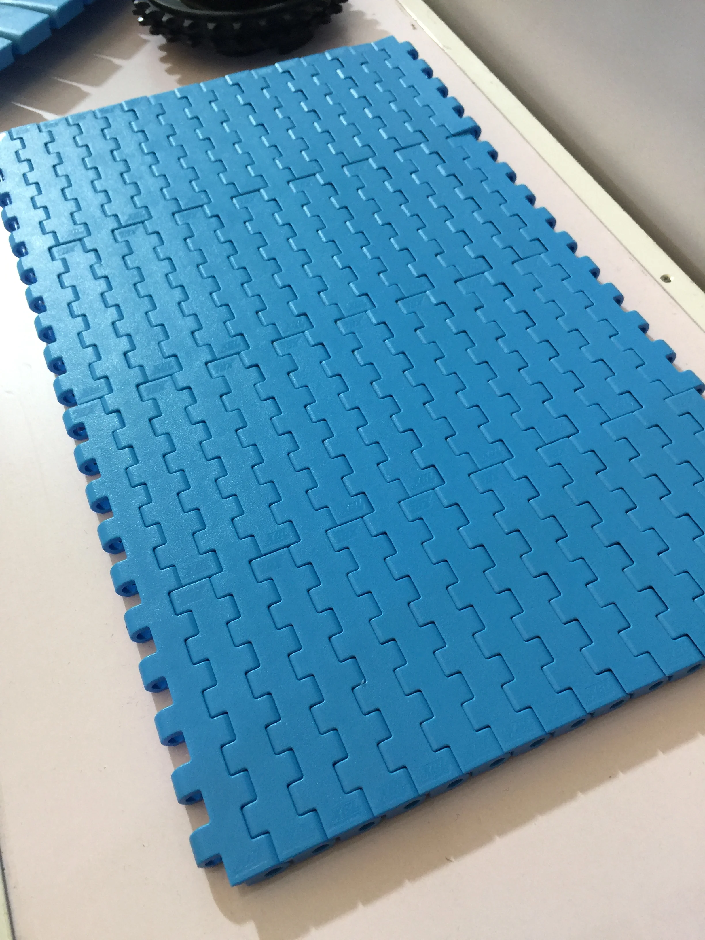 Factory Direct Wholesale QNB-C Flat Top Modular Plastic Conveyor POM Belt Excellent Quality Wide Range Of Application