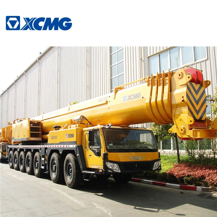 XCMG brand 300ton second hand all terrain crane QAY300 used mobile crane price