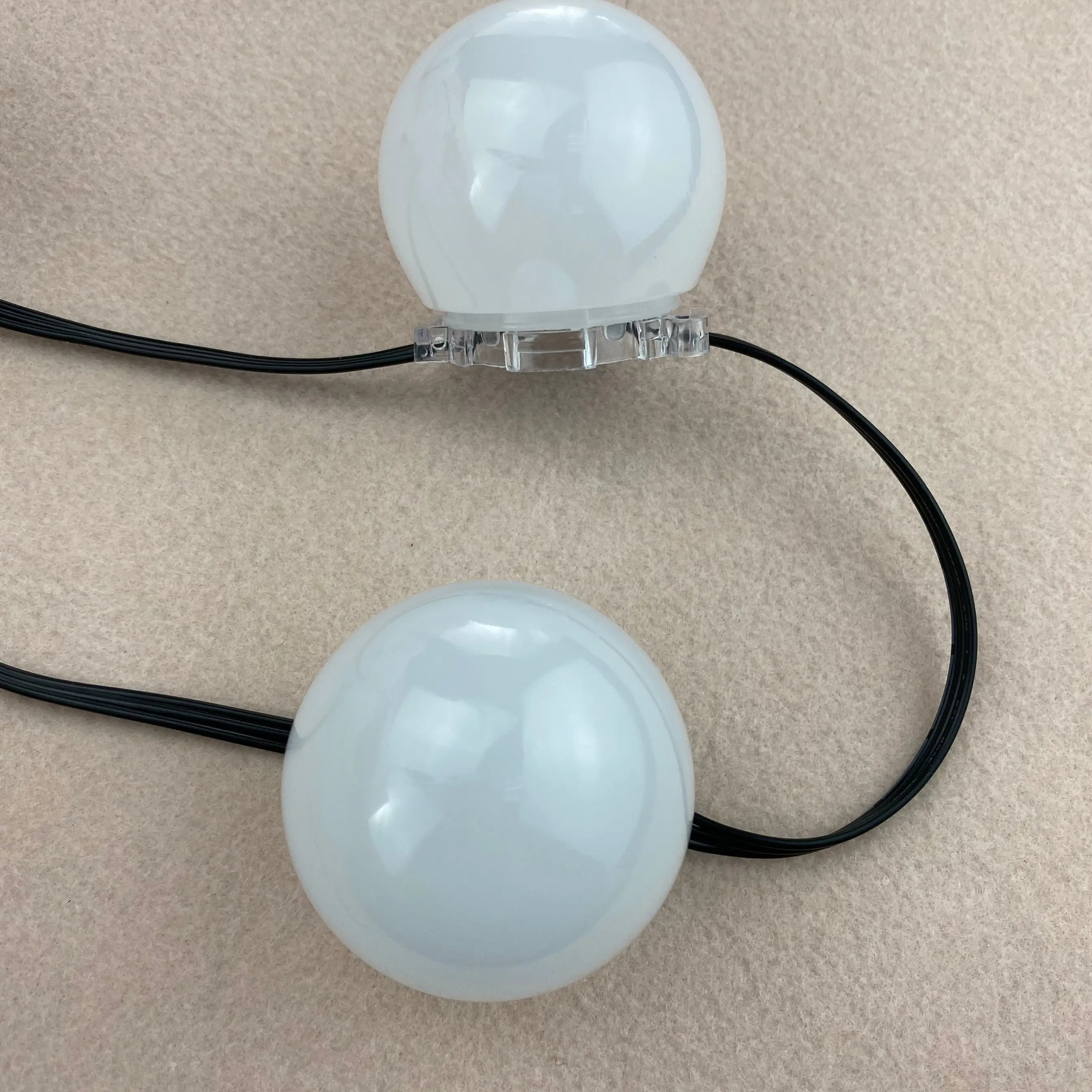 WS2811 DC24V addressable RGB full color pixel module;IP68 rated;60mm frosted cover;40mm base;6leds;1.44W;18AWG all black wire