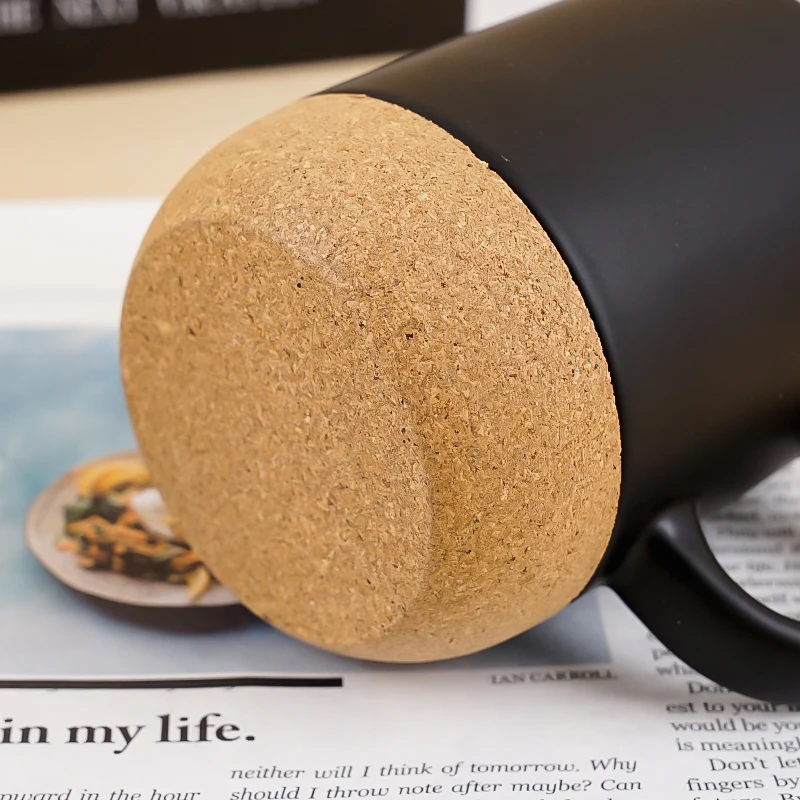 Promo Wholesale Custom Color Logp Ceramic Cup Travel Mug Coffee Mug with Cork Bottom and Push Cover