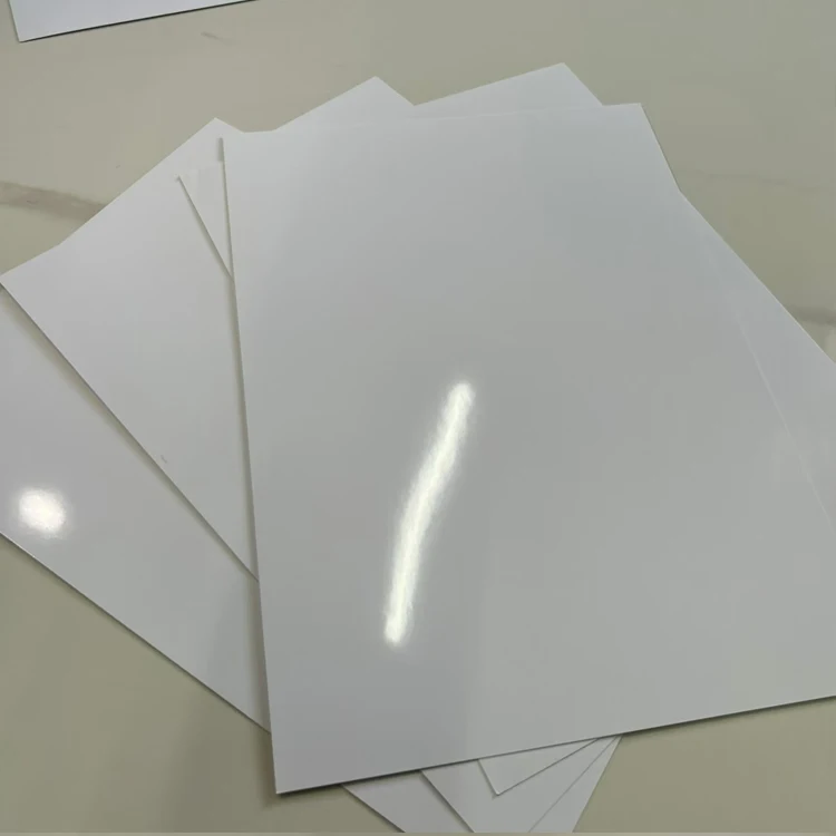 Guangzhou Supplier factory wholesale paper king brand high glossy inkjet photo copy paper A4 135G for inkjet epson printers