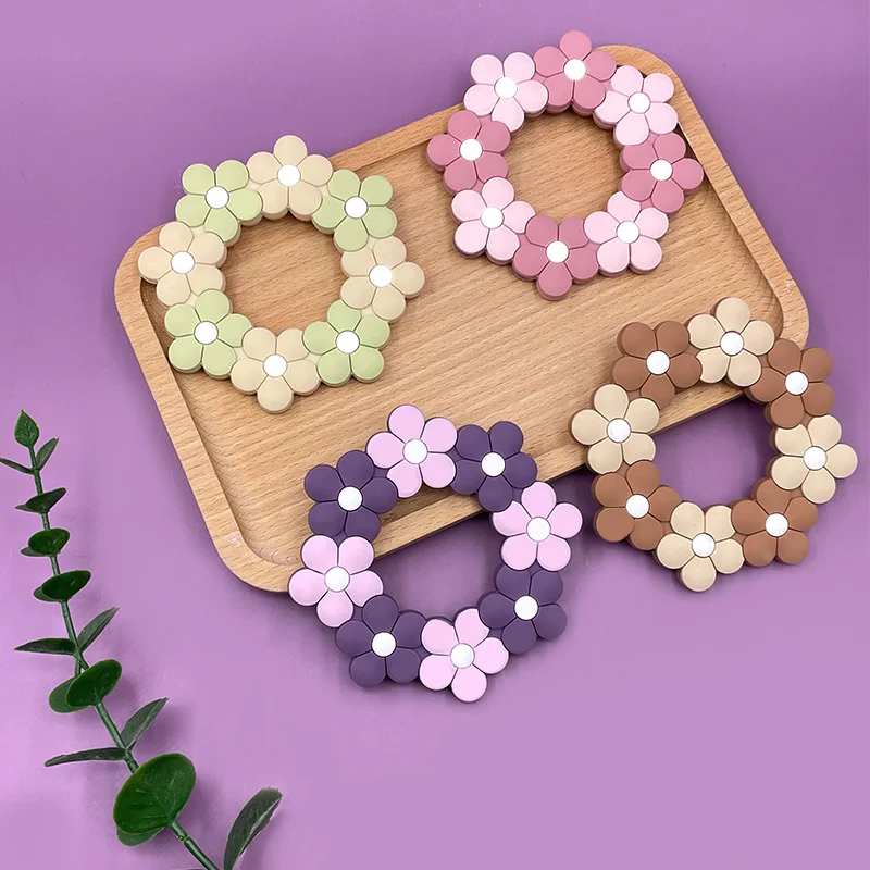 BPA Free Rodent Teeth Necklace Food Grade Chew Baby Toys Teether Set