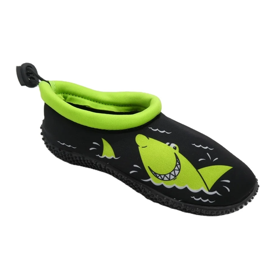 Плавательные тапочки обувь для дождливой погоды из термопластичной резины, эластичные женские сапоги черного цвета, с принтом + тапочки на нескользящей мягкой подошве быстросохнущая водонепроницаемая обувь для детей с изображением персонажей мультфильма, 