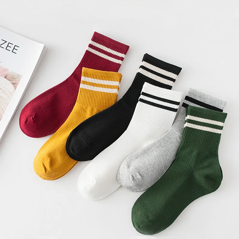 Wholesale New fashion multi-colored two stripes cotton women socks comfortable soft Breathable Crew women long hosiery