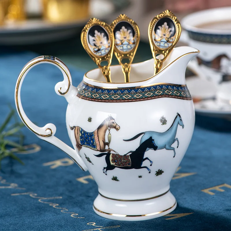 Bone China Coffee Cup Set Saucer Combination Luxury British Style Teatime Ceramic Flower Tea Cup Saucer For Hotel