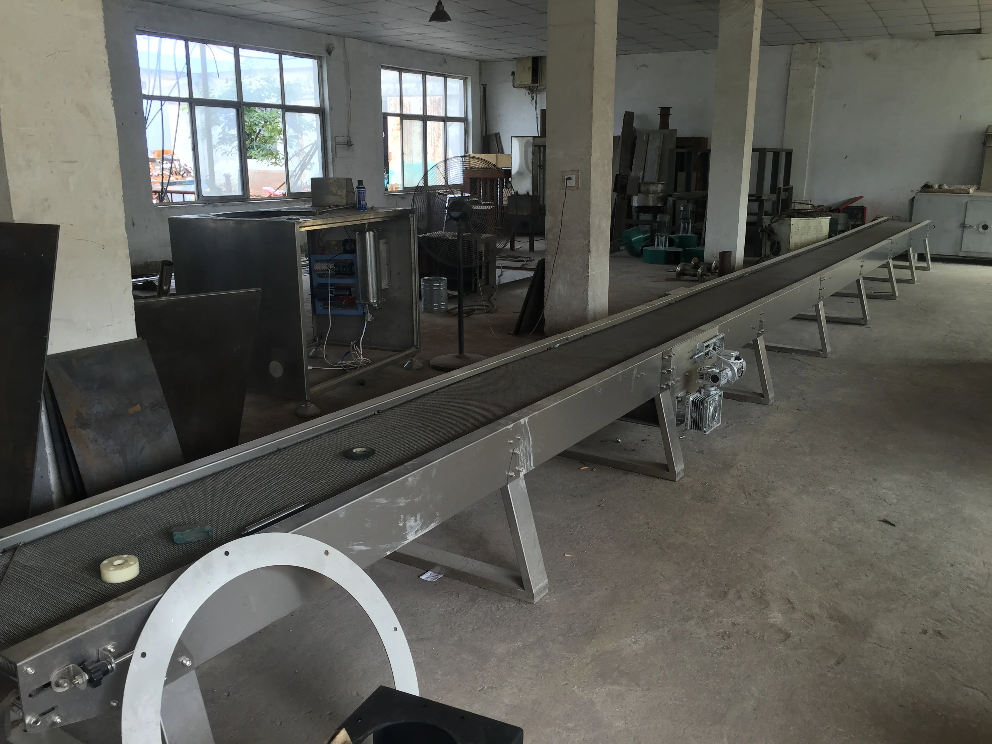 Automatic hard biscuit making machine for bakery equipment biscuit production line