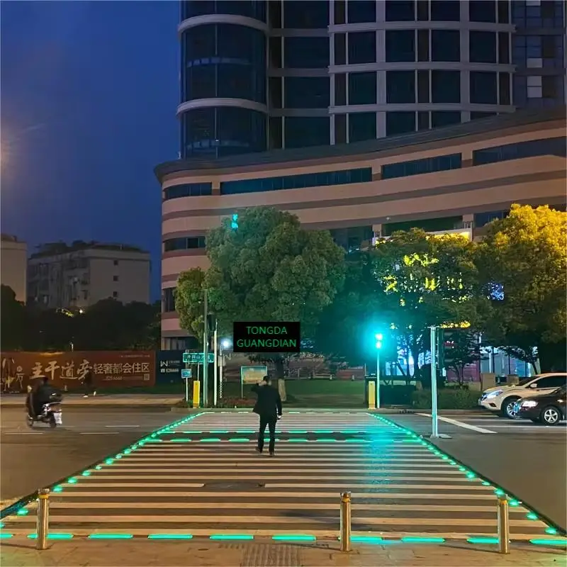 LED Zebra Intelligent Pedestrian Crossing Crosswalk Signal Light System Crossroad Floor Tile Embedded Ground Traffic Stud