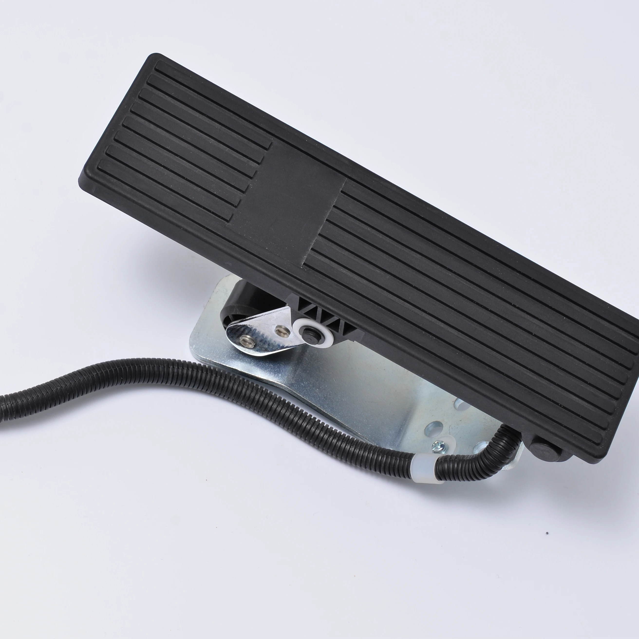 Cheap Price Electric Accelerator Pedal For heavy-duty trail dumper truck electronic accelerator pedal