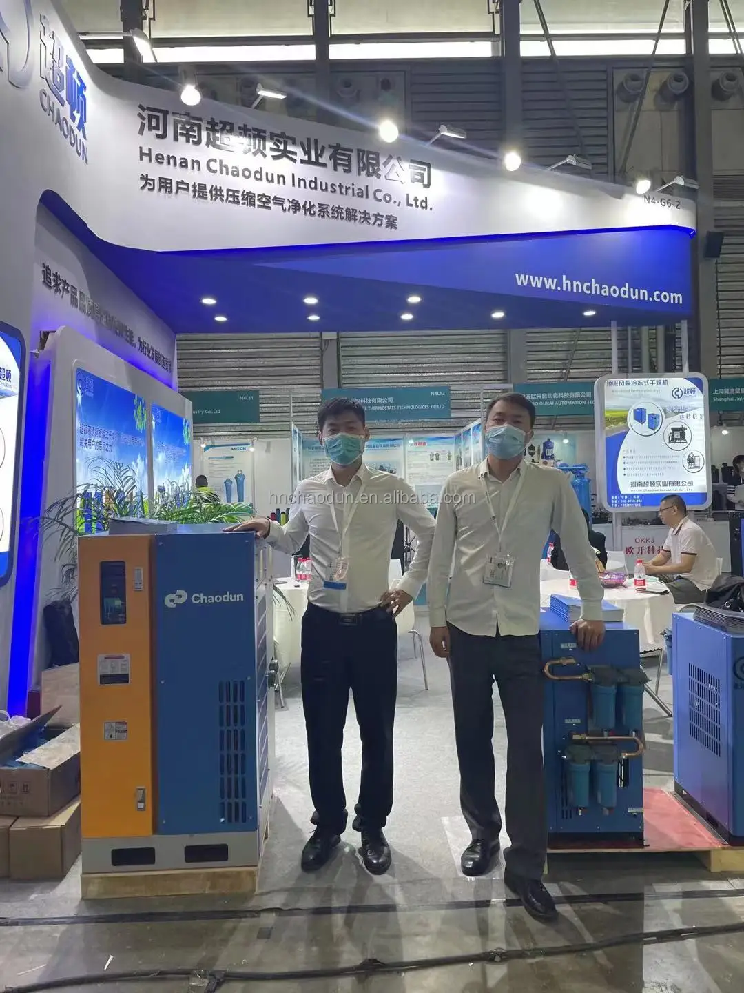 2.6m3/min  Durable Online Store Industrial Vane Compressor Parts 16 bar Screw Air Compressor 15kw Dryer