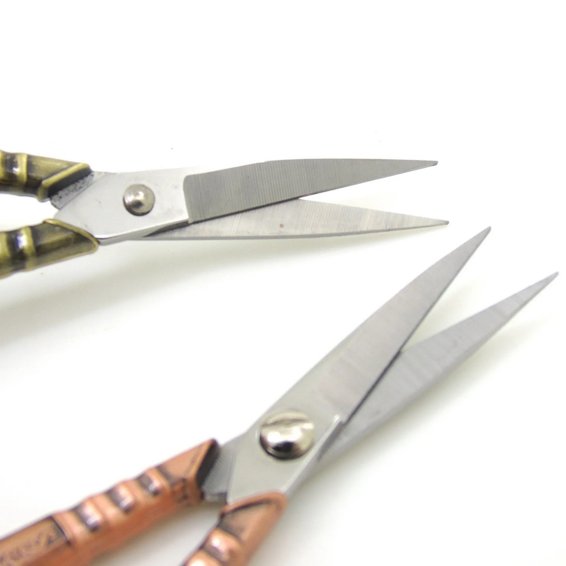 Retro Style Stainless Steel Precision Cuticle Nail Art Scissors Salon Pedicure Beauty Grooming Kit Nail Supplies