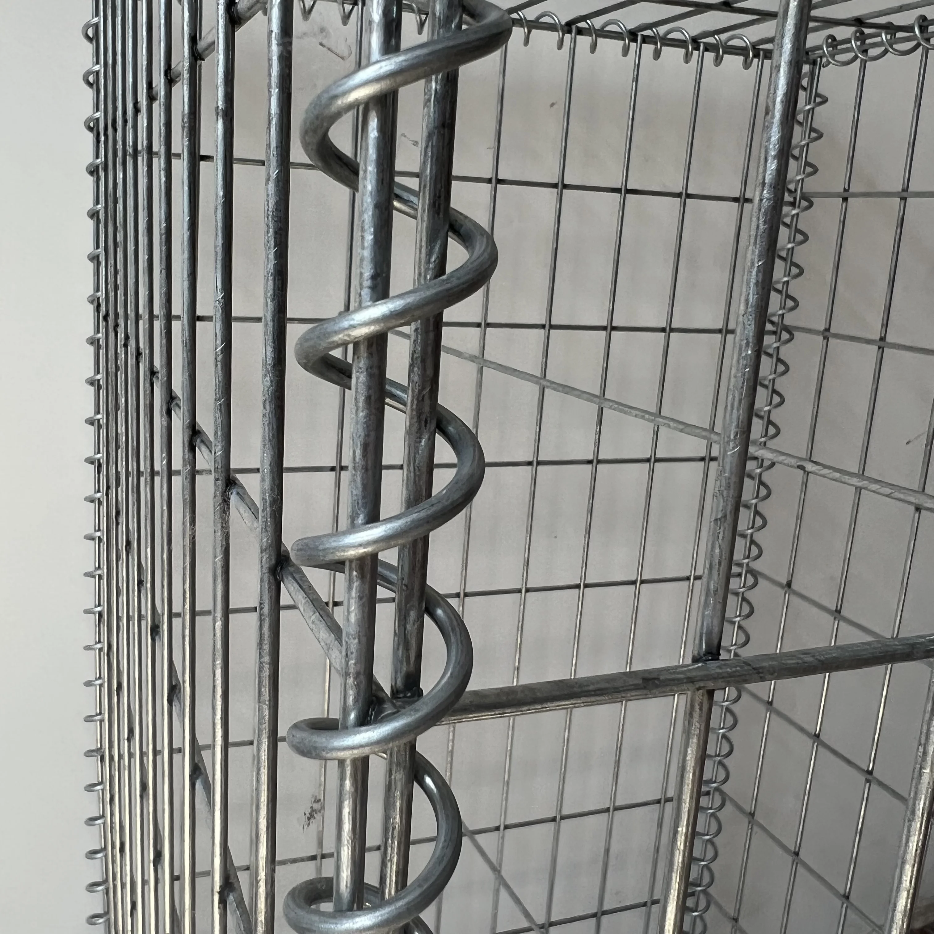 Оцинкованная сварная каменная клетка сетчатая стена садовая настенная