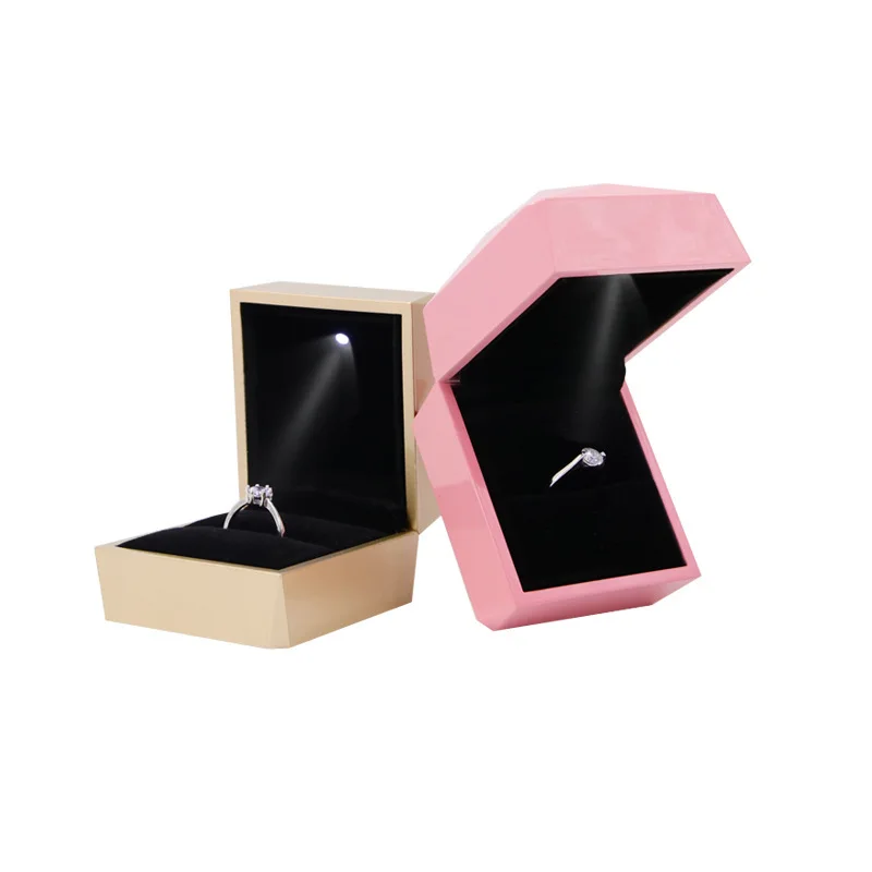 Low Moq Custom Logo Gold Jewelry Gift Box With Logo Shiny Luxury Surface