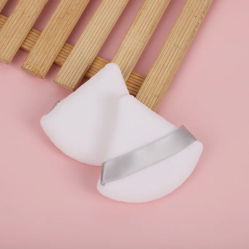 Amazon Hot Selling Soft Tick Pure Cotton Triangle Makeup Tool Cosmetic Puff Face Loose Mineral Puff Cosmetic