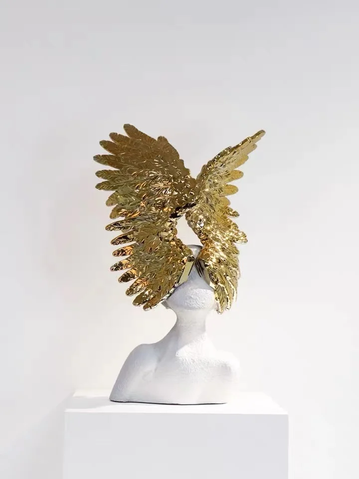 home assesories luxury home decor Soft Decoration Golden Nordic Light Luxury  Character FAIRY Resin Angel Wings Bust Sculpture