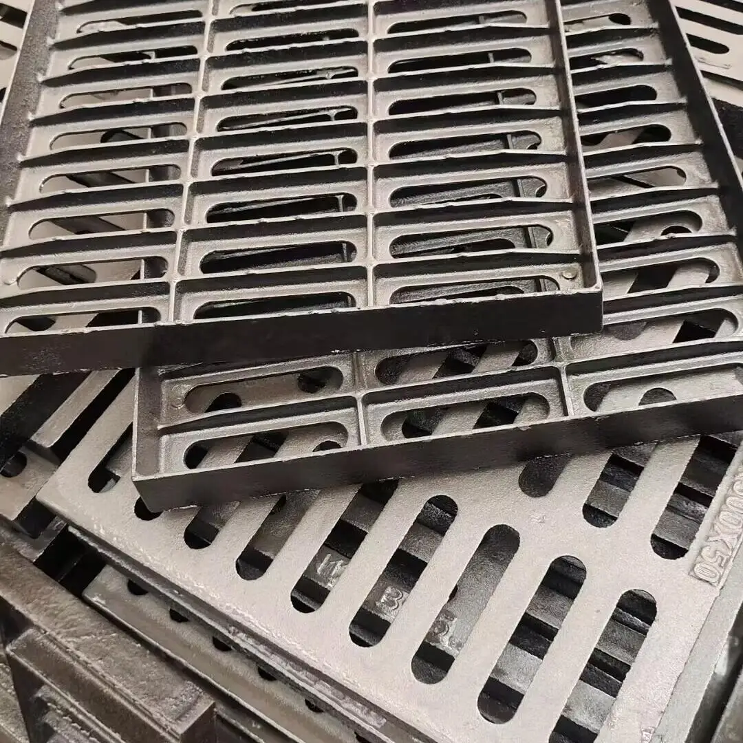 Nodular cast iron rainwater sewage round manhole cover manufacturers 700*800 heavy sewer cover processing