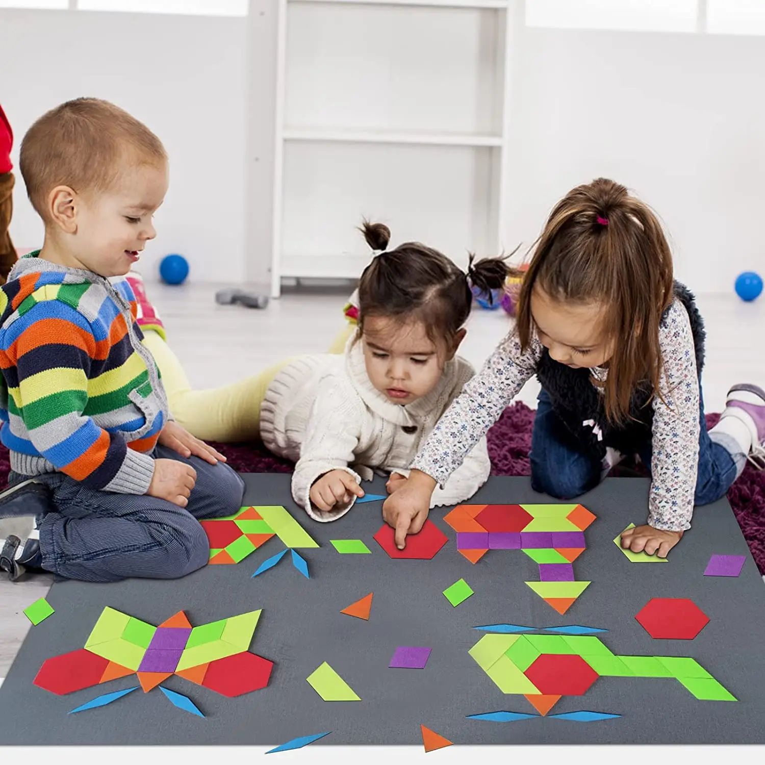 Shape Felt Board for Toddlers Teaching Story Board Set , Large 3.5 Ft Felt Toys Flannel Parent-Child Interactive Game Felt Board