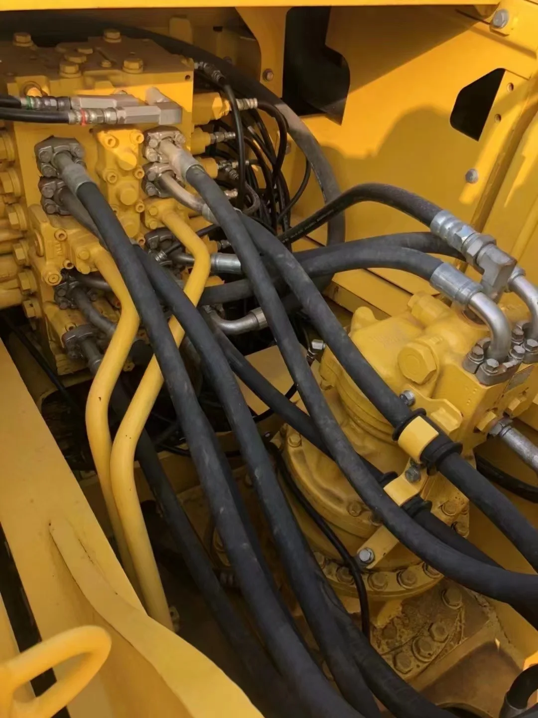 Panic Buying Best Selling Well-Maintained Used  Komatsu 24 tons PC240 Crawler Excavator For Construction.