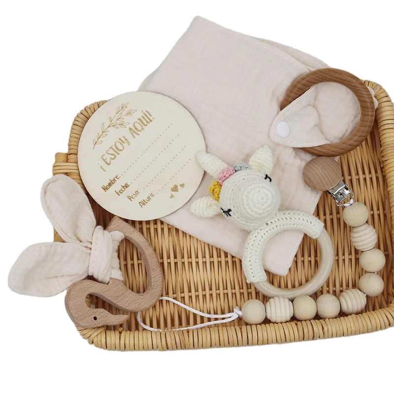 New Design baby wooden ring Comforter newborn baby  teething  toy milestone rattle Baby Wooden Teether Ringt