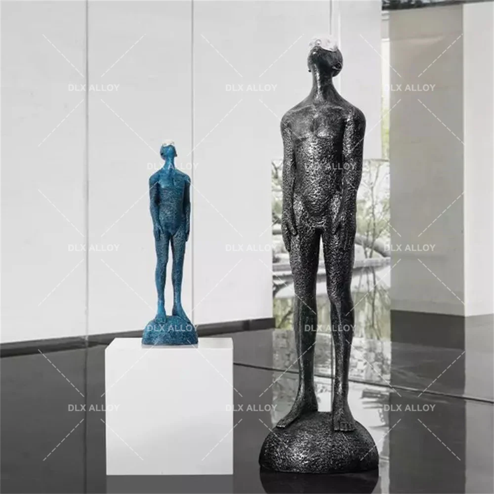 Hot Selling Factory Custom Logo Large Pop Art Sculpture Statues For City Garden Decoration