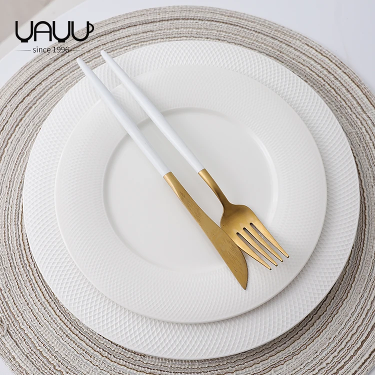 Custom Logo Printed White Porcelain Dinner Plates Round Flat And Dishes Ceramic Plates For Restaurants Cutlery Can Plato