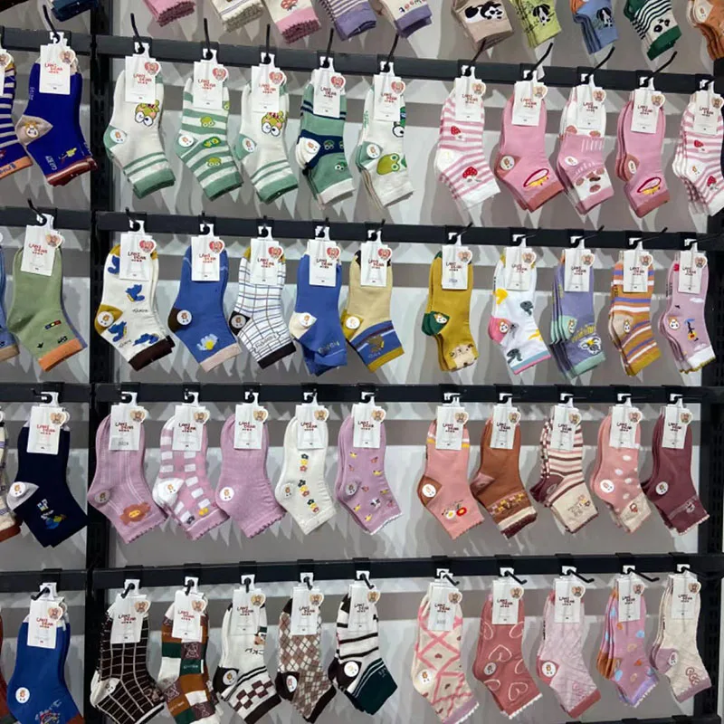 new style autumn combed cotton soft comfortable sweet absorbing men long crew socks