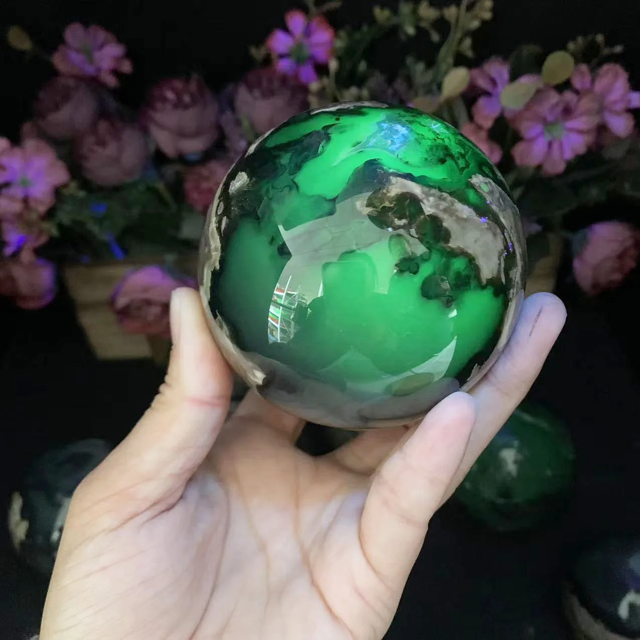 Kindfull Nature Crystal Hand Carved Volcano Agate Sphere Healing Stone Fengshui Crystal Fluorescent Agate Sphere For Sale