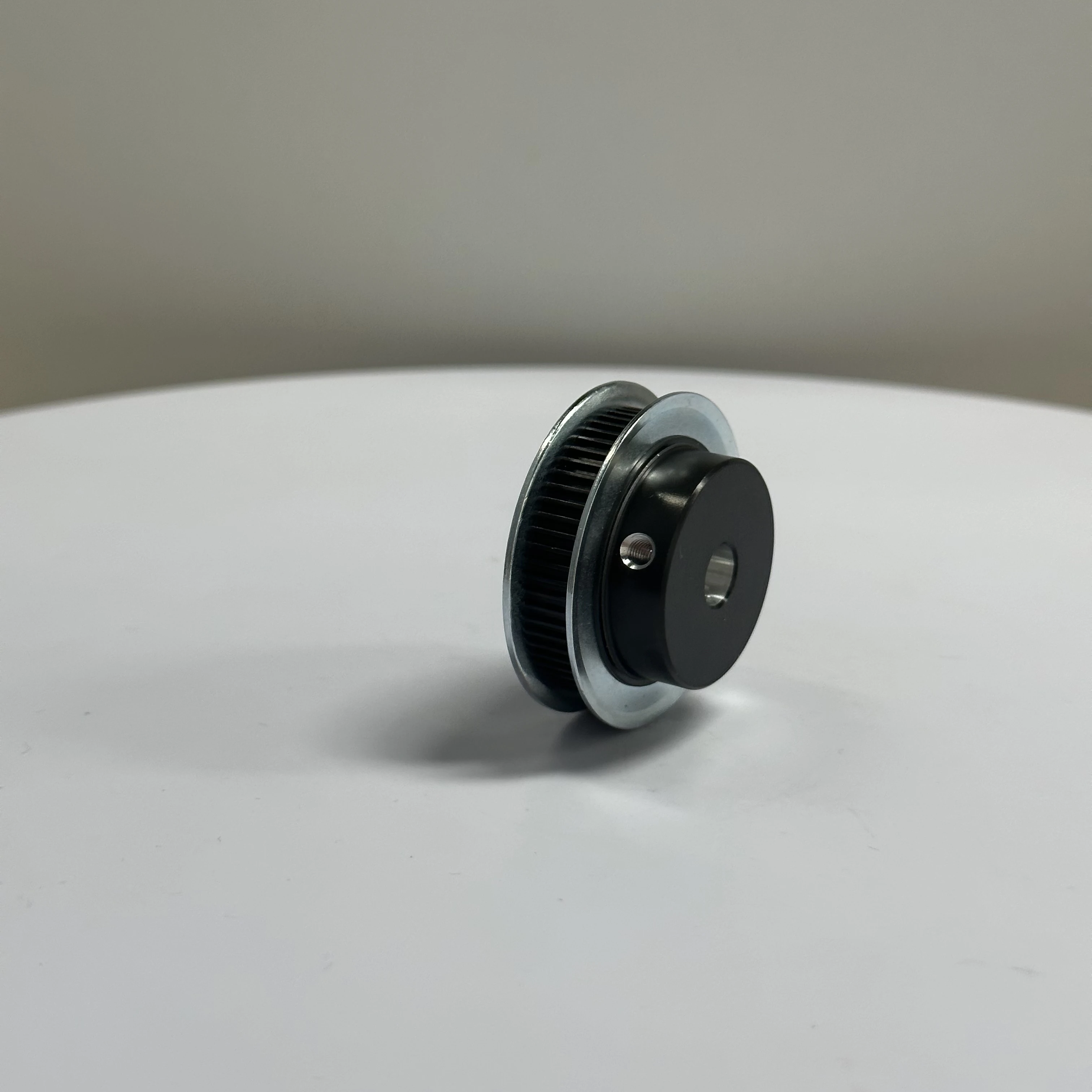 Direct Supply CNC Machined High Quality Anodizing Aluminum Timing Belt Pulley with 2 Threaded Holes for Machinery