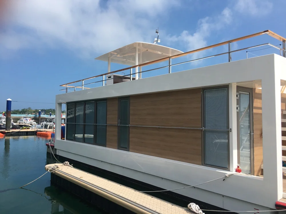 
Solar electric Power House Boat 