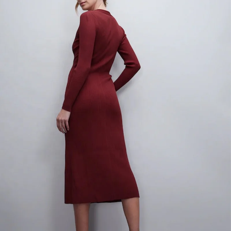 Женское платье-свитер с длинным рукавом и V-образным вырезом