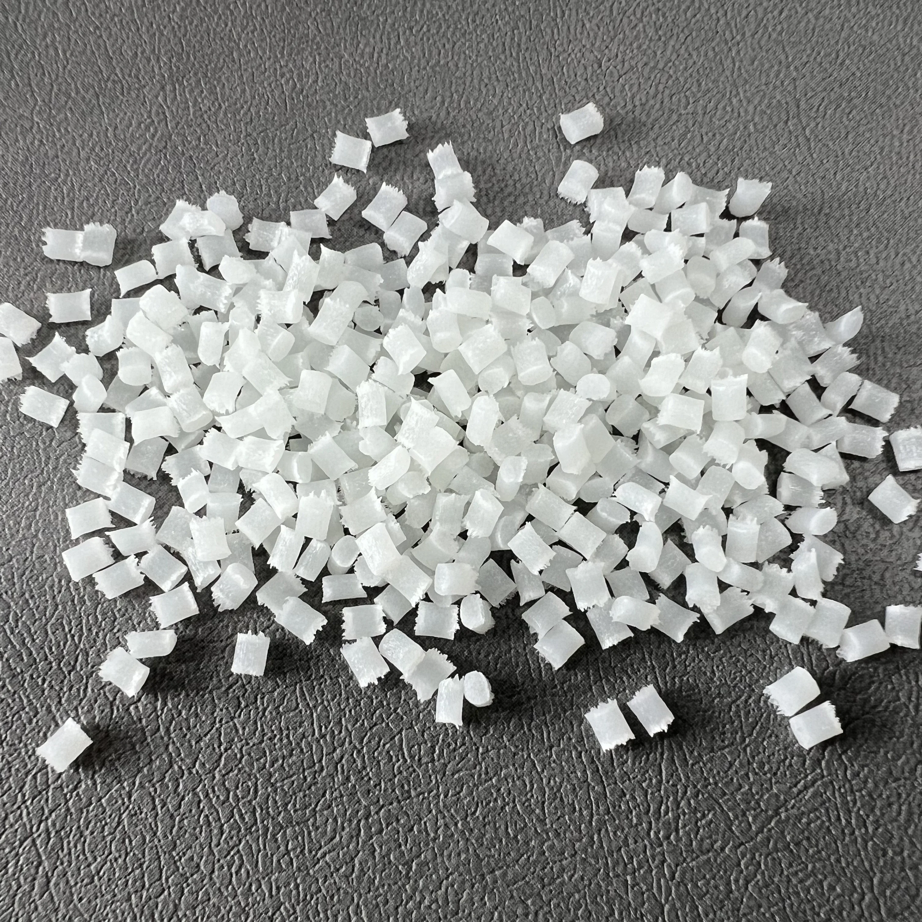 PA6 Granule Plastic New White Toughened Plastic Raw Material Nylon PA6 Granules GF15