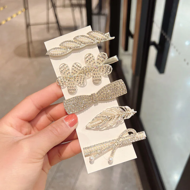 Hollow Leaf Rhinestone Hair Pin Geometric Broken Hair Duckbill Clip Flower Bear Shape Hair Pin for Women
