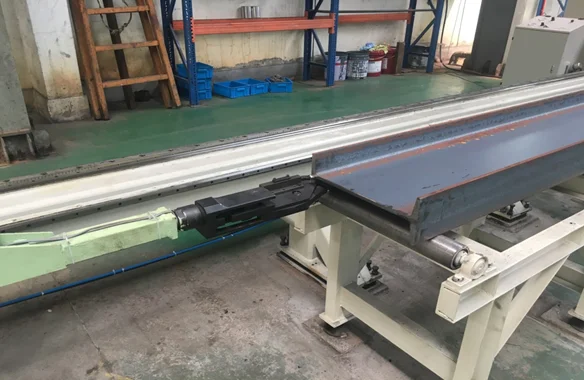 DLS400 fincm конструкционной стали непосредственно оптом высокоскоростной лазерный станок для резки луч сверлильные