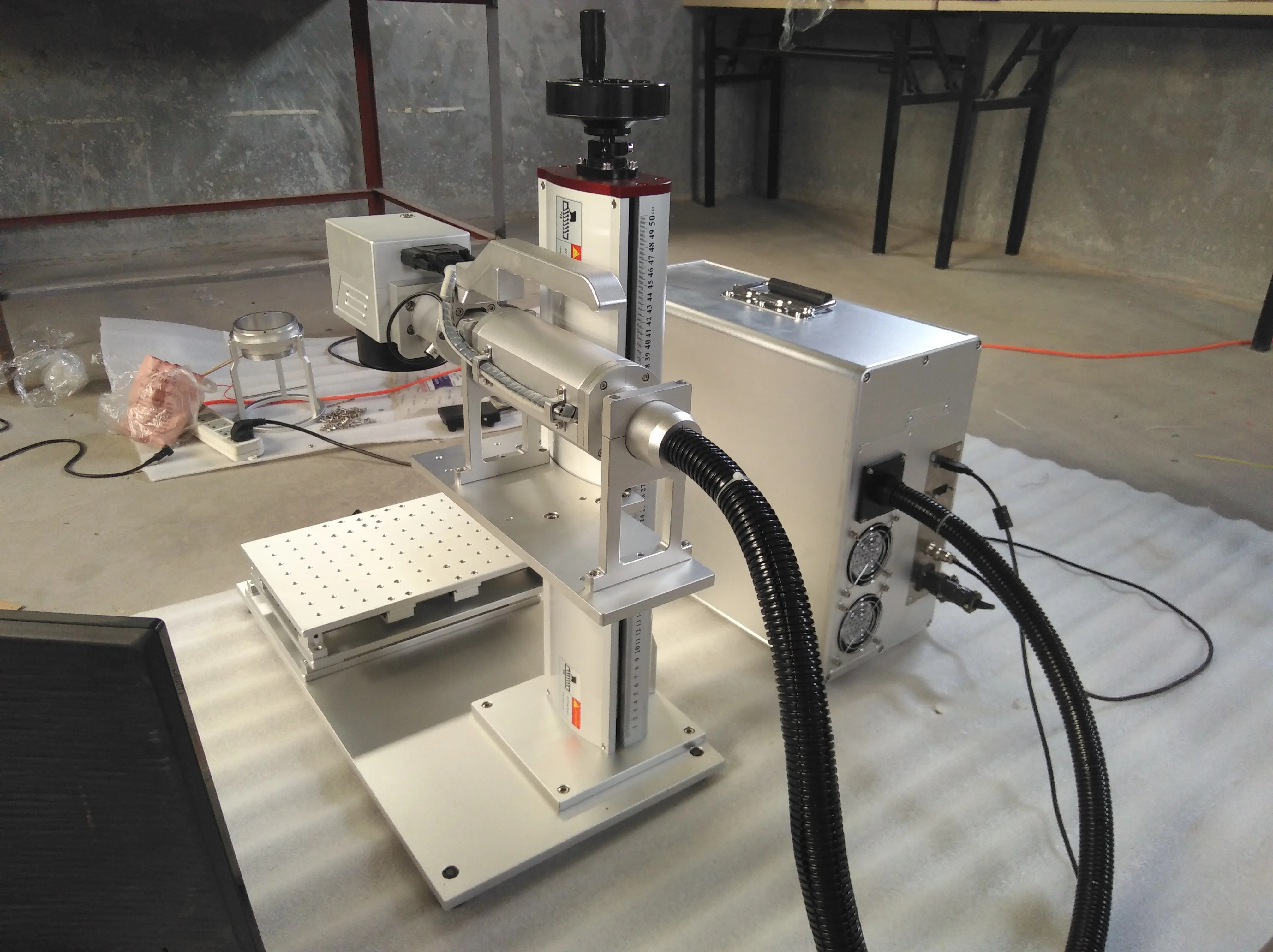 Factory direct supplier 30w fiber marking machine  cheaper price wholesale india free shipping