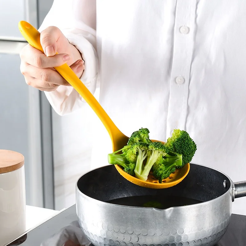 9 Piece Yellow Silicone Cooking Tools Accessories Kitchen Ware Non Stick Cookware Set Kitchen Utensils with Storage Bucket