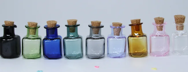 Pendant Shells Vial Necklace. Miniature DIY JEWELRY ^^ Mini Empty Vodka Glass Bottle with Wooden Cork and Hook
