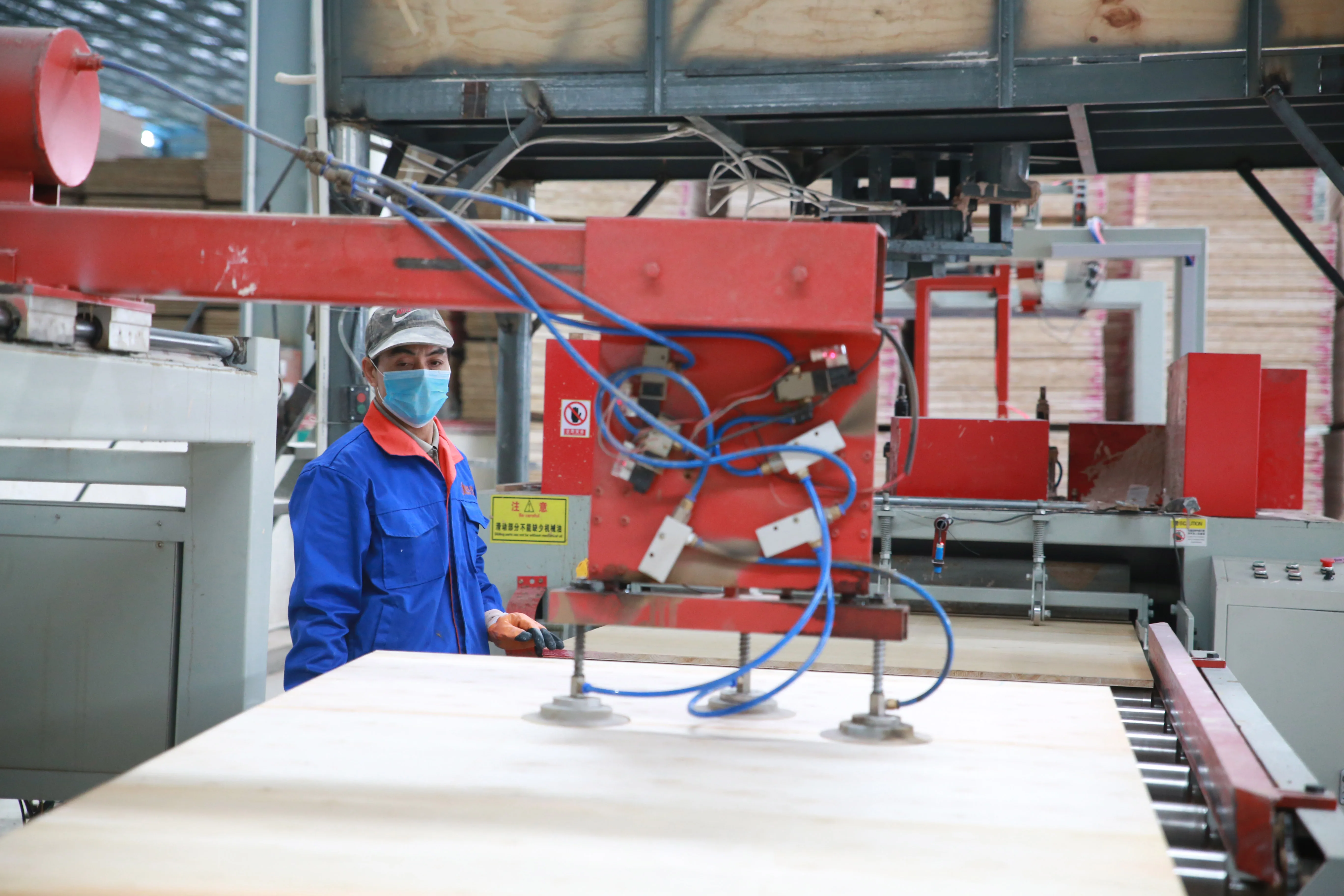 1220x2440mm Osb Plate Oriented Strand Board E0 18mm Osb Board Used To Hotel Decoration Construct