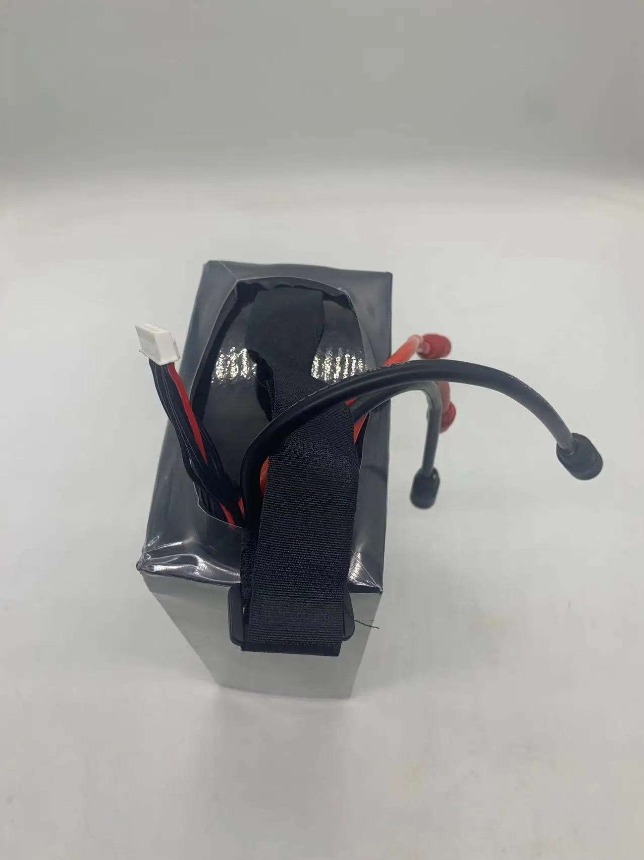 High Energy Density 52Ah 32Ah 22000mah Solid State Li-ion Battery Pack for Long Range Drones