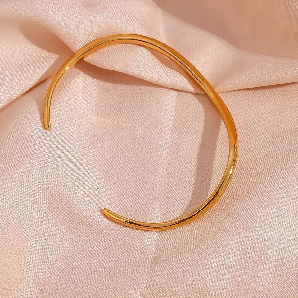 Dainty stainless steel jewelry Curved gold bangles 18k women bangle bracelet open cuff brand bangle