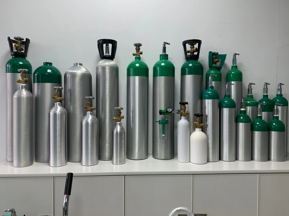Factory Delivery ISO/GB Standard Series Medical Seamless Aluminum Gas Cylinder Hospital Industrial Aluminum Material Oxygen Tank