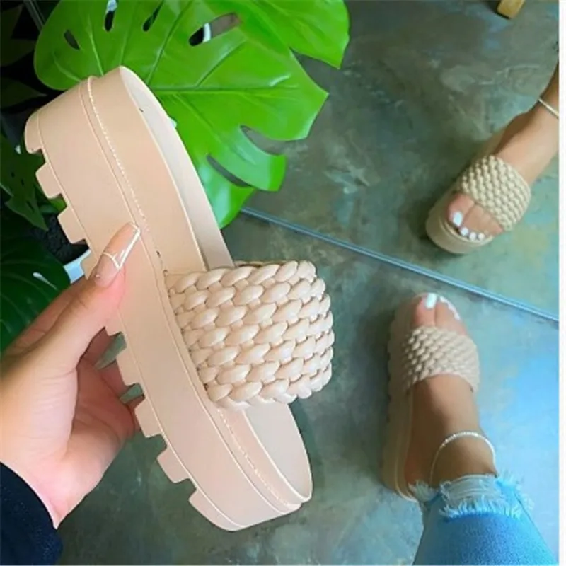 
Wholesale Spring and summer new European and American platform flat sandals Fashion sexy ladies sandals and slippers 