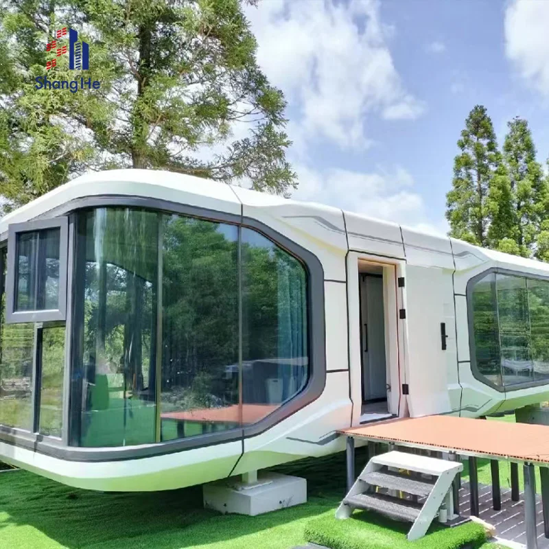 SH luxury 20 40ft modular smart  hotel container outdoor capsule house commercial space airship pod