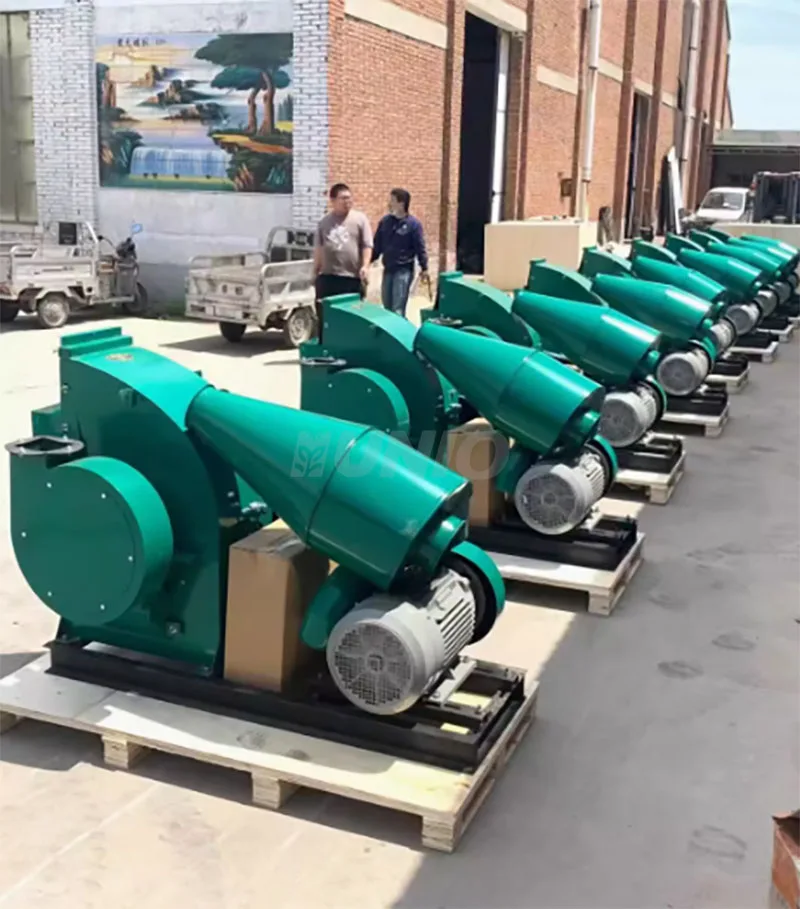 Cattle and sheep feed crusher corn cob corn straw crusher straw threshing machine pig feed crusher