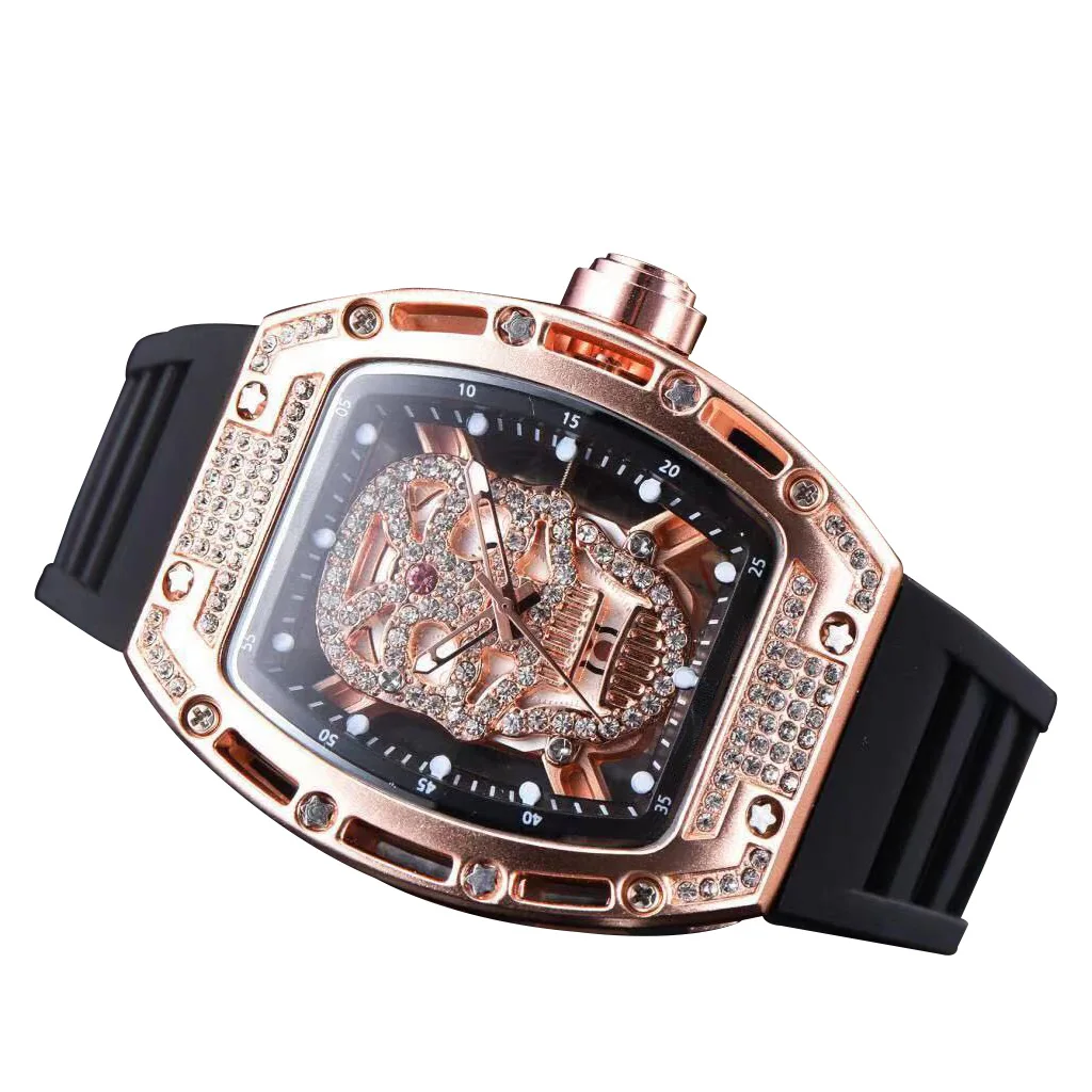 2022 Fashion Moissanite Diamond Mens Quartz Watches Luxury Famous Branded Wristwatch Designer Skull Iced Out Watch For Men
