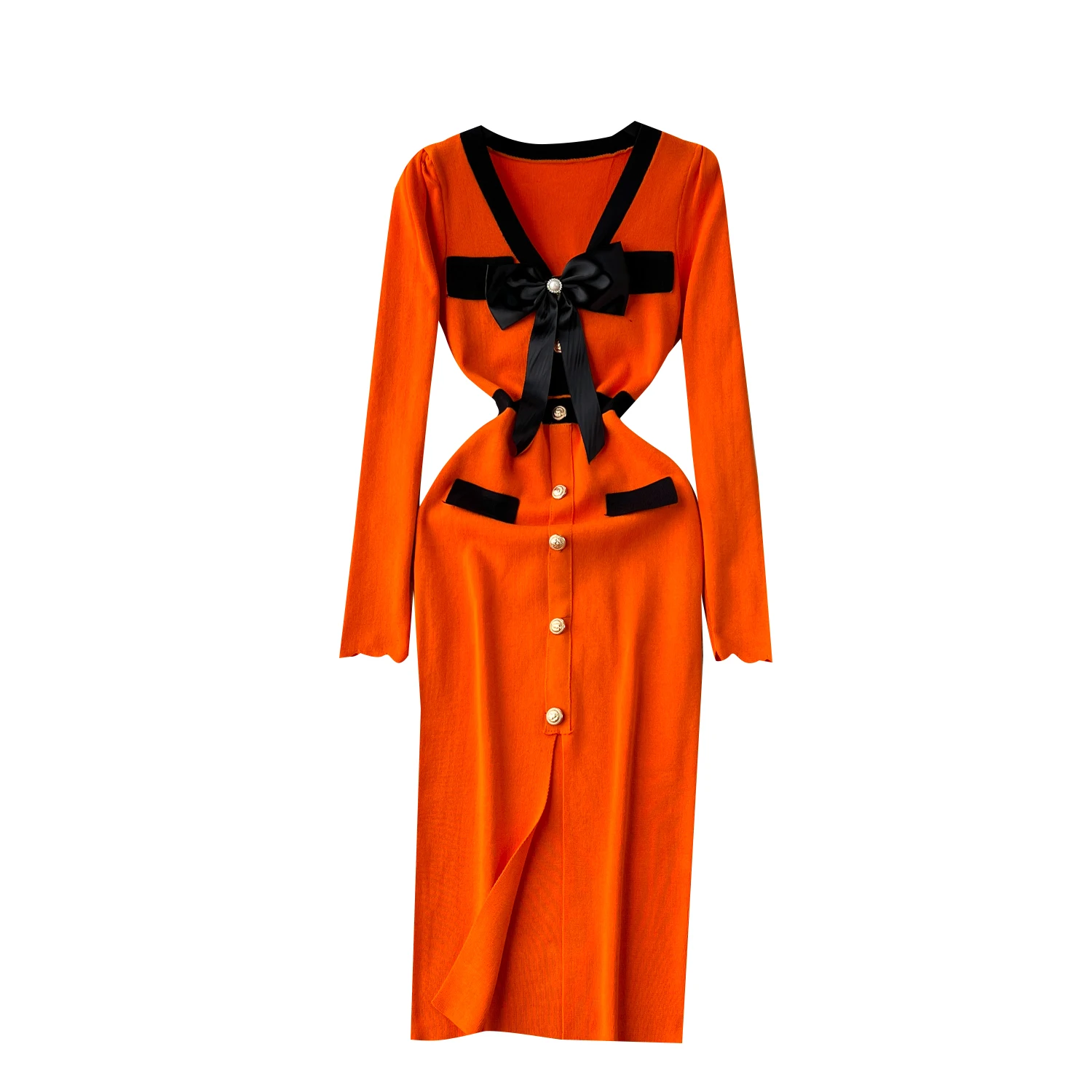 Женское трикотажное платье миди с воротником-бантом