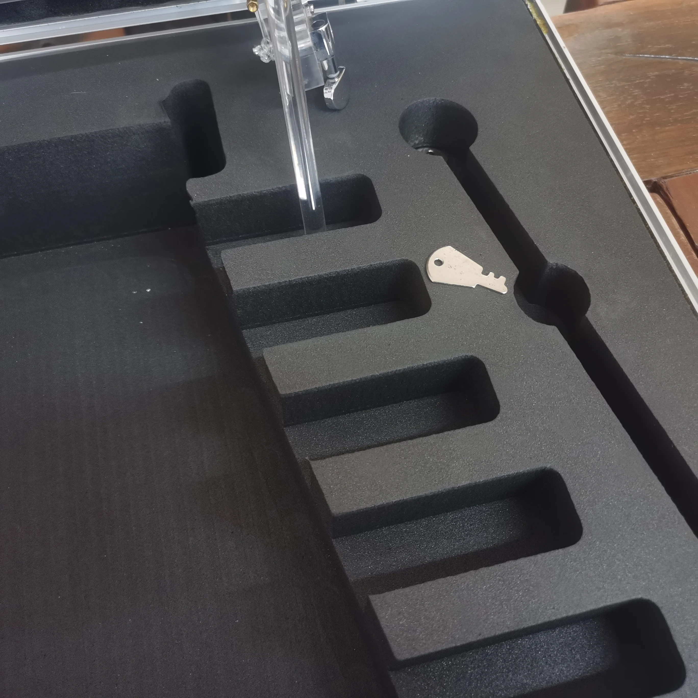 SIHE High Purity Tone 8 Notes Clear Crystal Meditation Harp With Alloy Carry Case For Music Performance