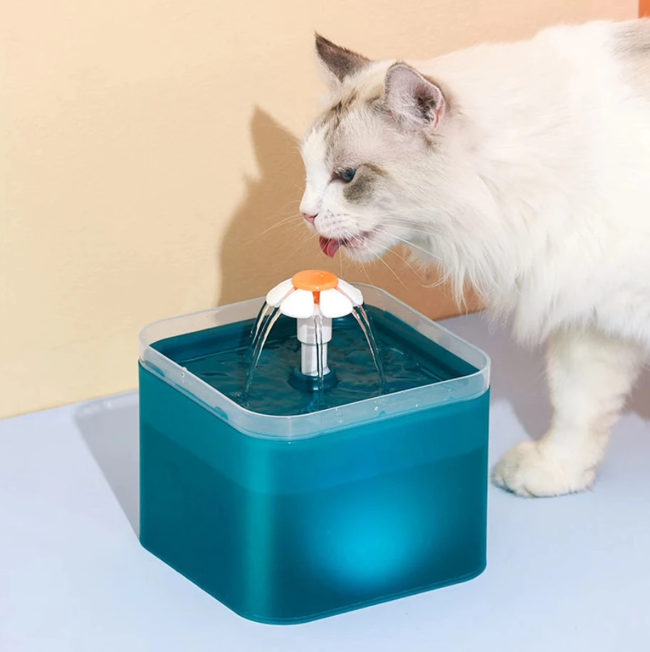 Automatic Pet Water Fountain for Cats and Small Dogs with LED Light 67oz/2.1L Ultra Quiet Cat Drinking Fountain with Filter