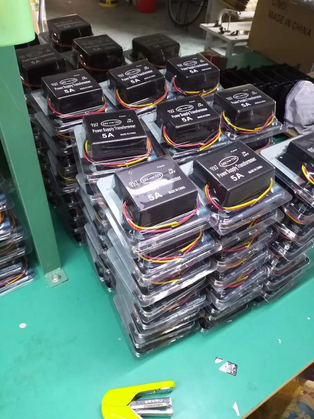 Black Car Converter 5A Car Step Down Transformer DC24V to DC12V Converter 5A Cargo bus power