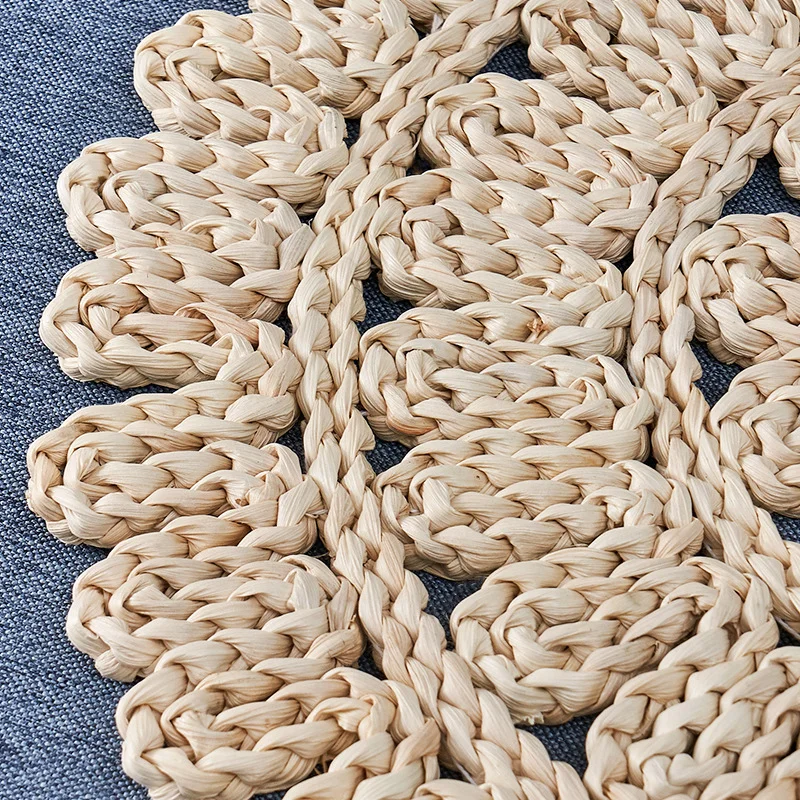 Factory direct sale corn husk hand-woven insulated household coffee table straw table mat pot mat