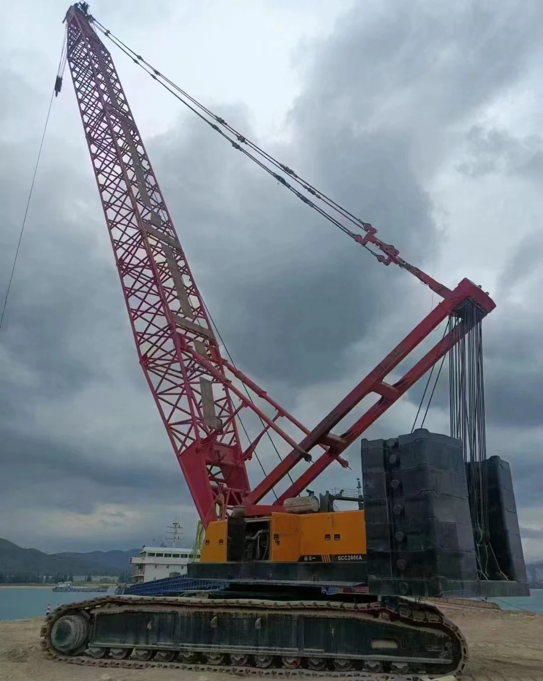 Brand used truck cranes 8T 10T 12T 16T 20T 25T 35T 50T 100T 200T truck with crane used crane truck price cheap on sale