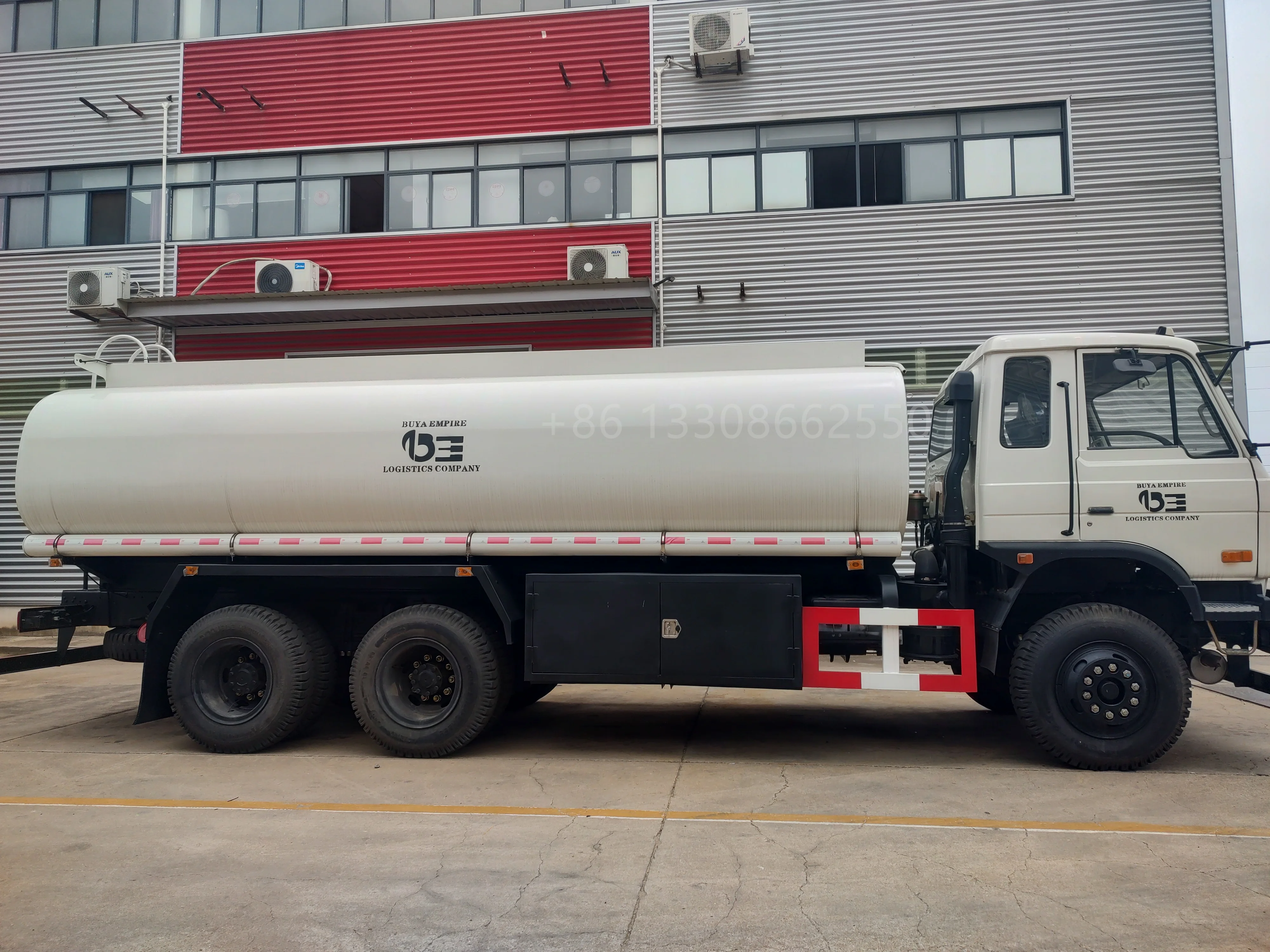 CLW brand  good quality cheap price 6*4 22 tons  32cbm liquid carrier vehicle \ Milk lorry  Truck